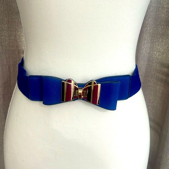Elastic bow tie belt - Picture 1 of 3